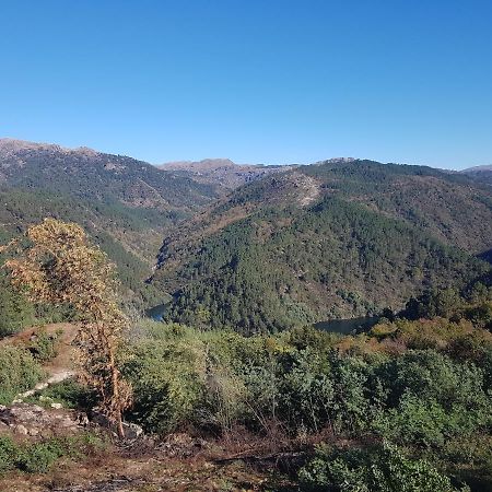 Quinta Da Resteva-Chale Do Rio Виейра-ду-Минью Экстерьер фото